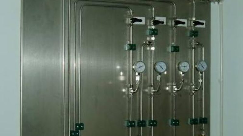不锈钢储罐液位计选型匹配：规避误判的关键要点